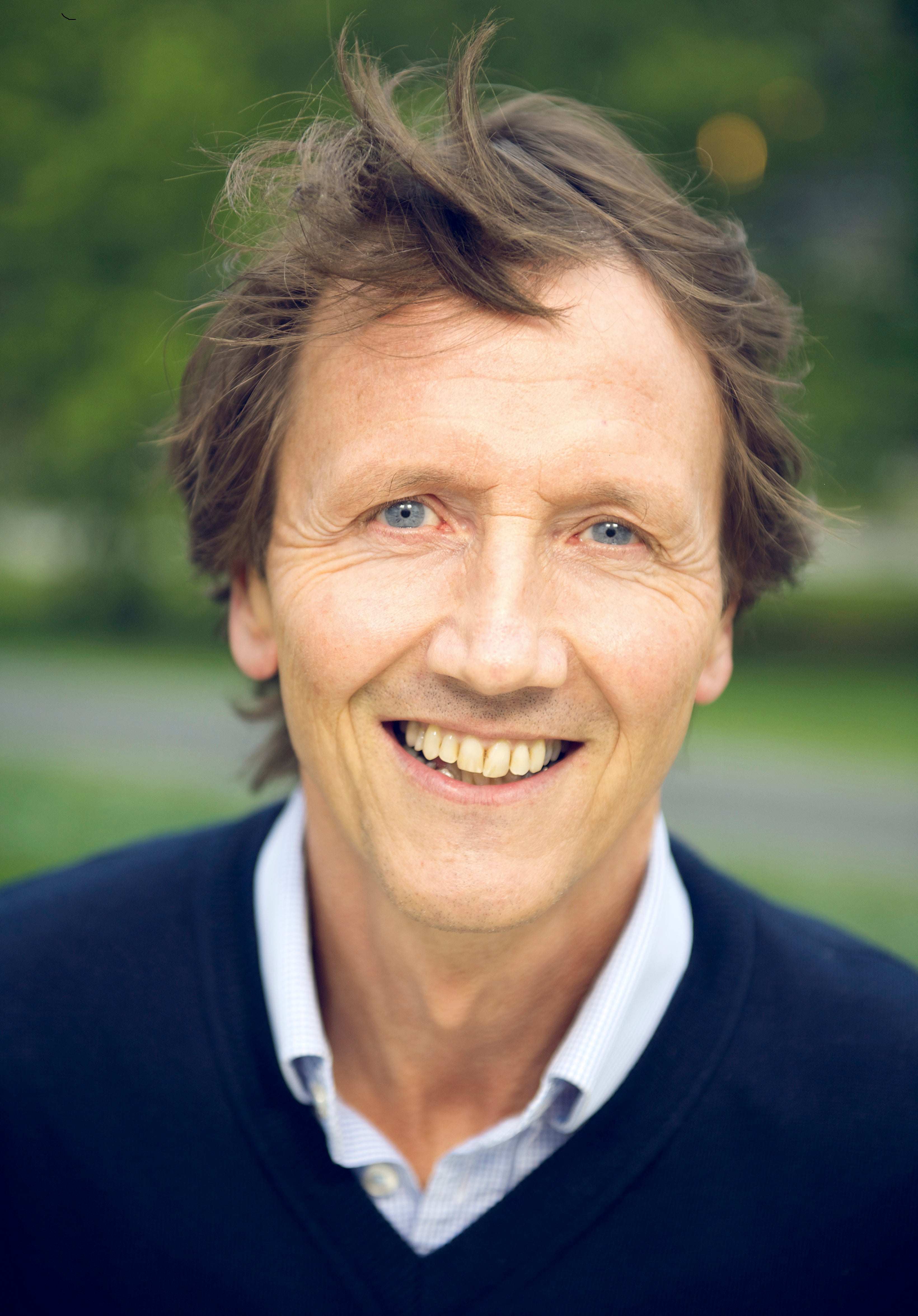 P. Kroglund, Andrew