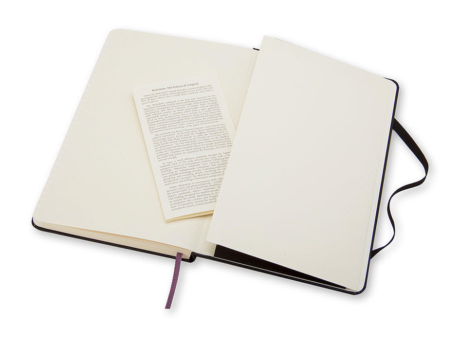 Ruled notebook. Linjert. Stort format. Moleskine