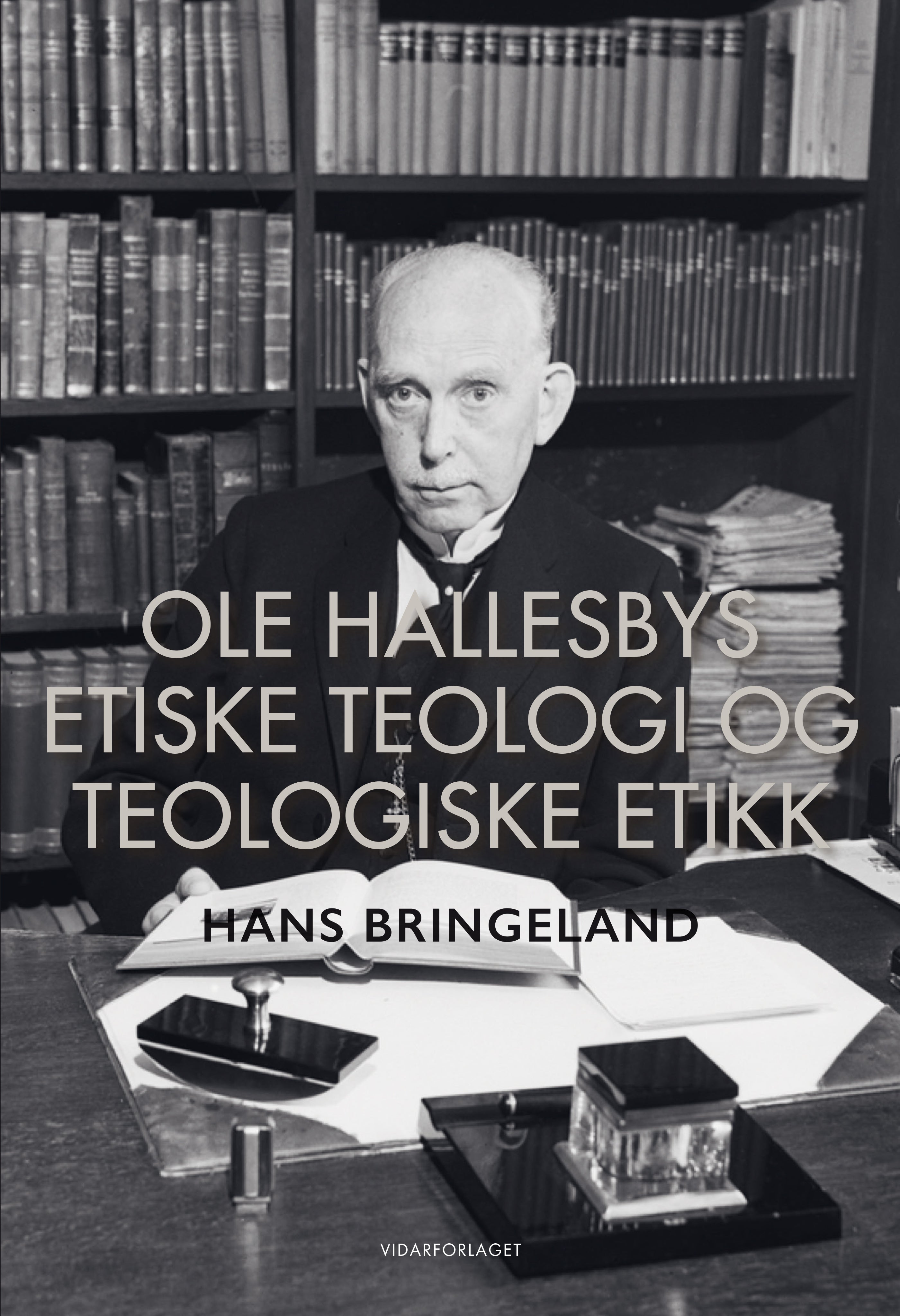 Ole Hallesbys etiske teologi og teologiske etikk: pietistisk morallære mellom kantiansk formalisme og biblistisk kasuistikk